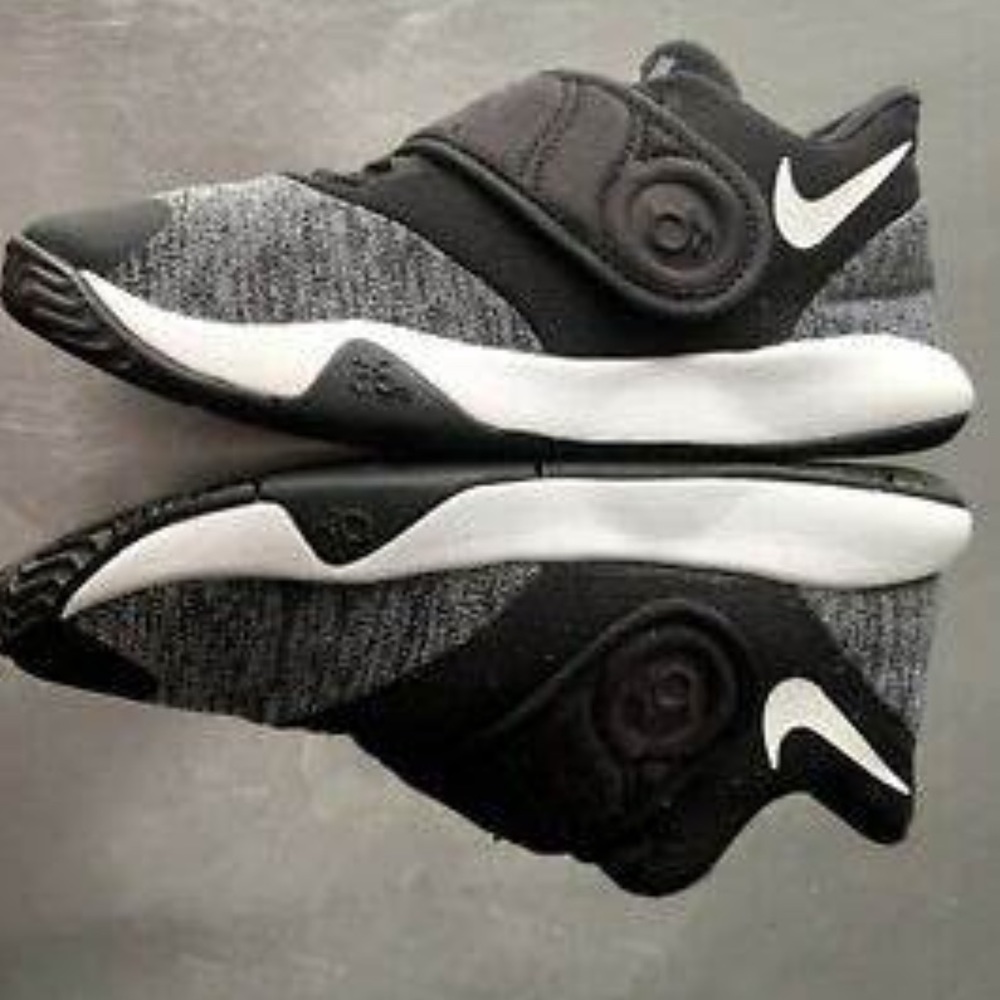 Nike KD Trey 5 VI